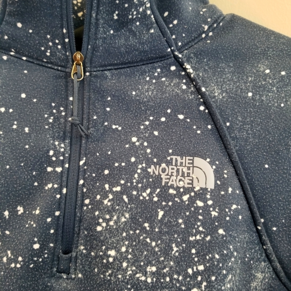 NORTH FACE sweatshirt